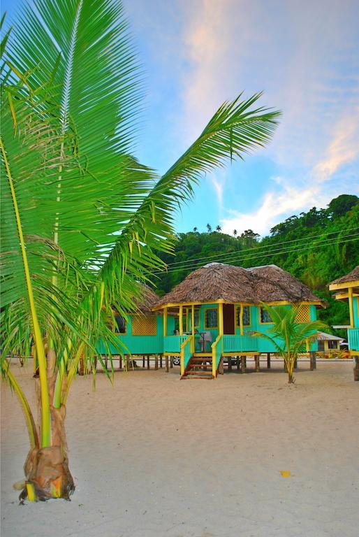 Taufua Beach Fales Lalomanu Номер фото