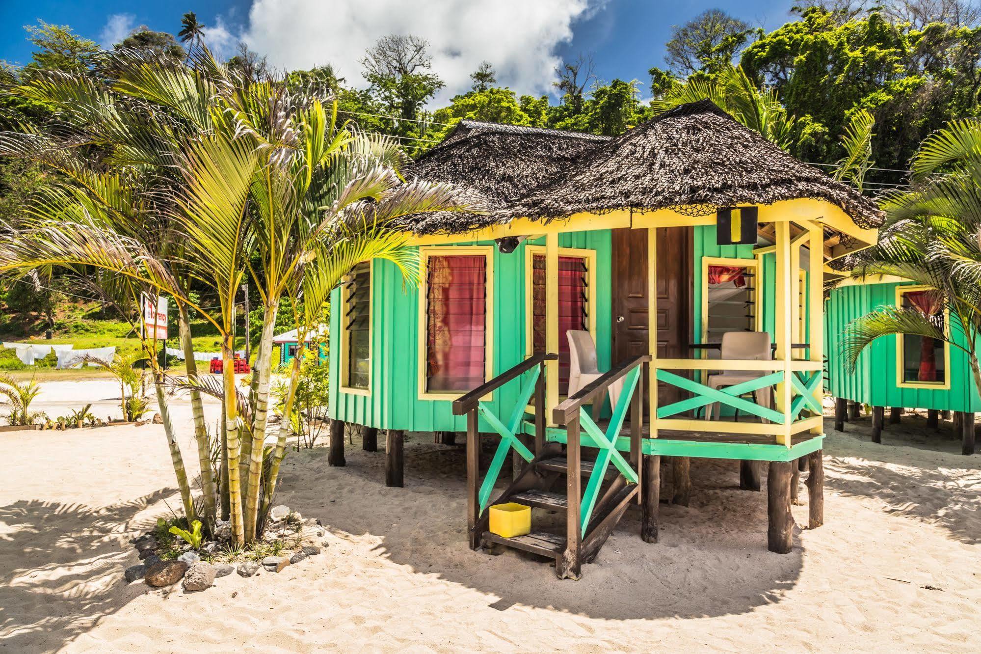 Taufua Beach Fales Lalomanu Екстер'єр фото