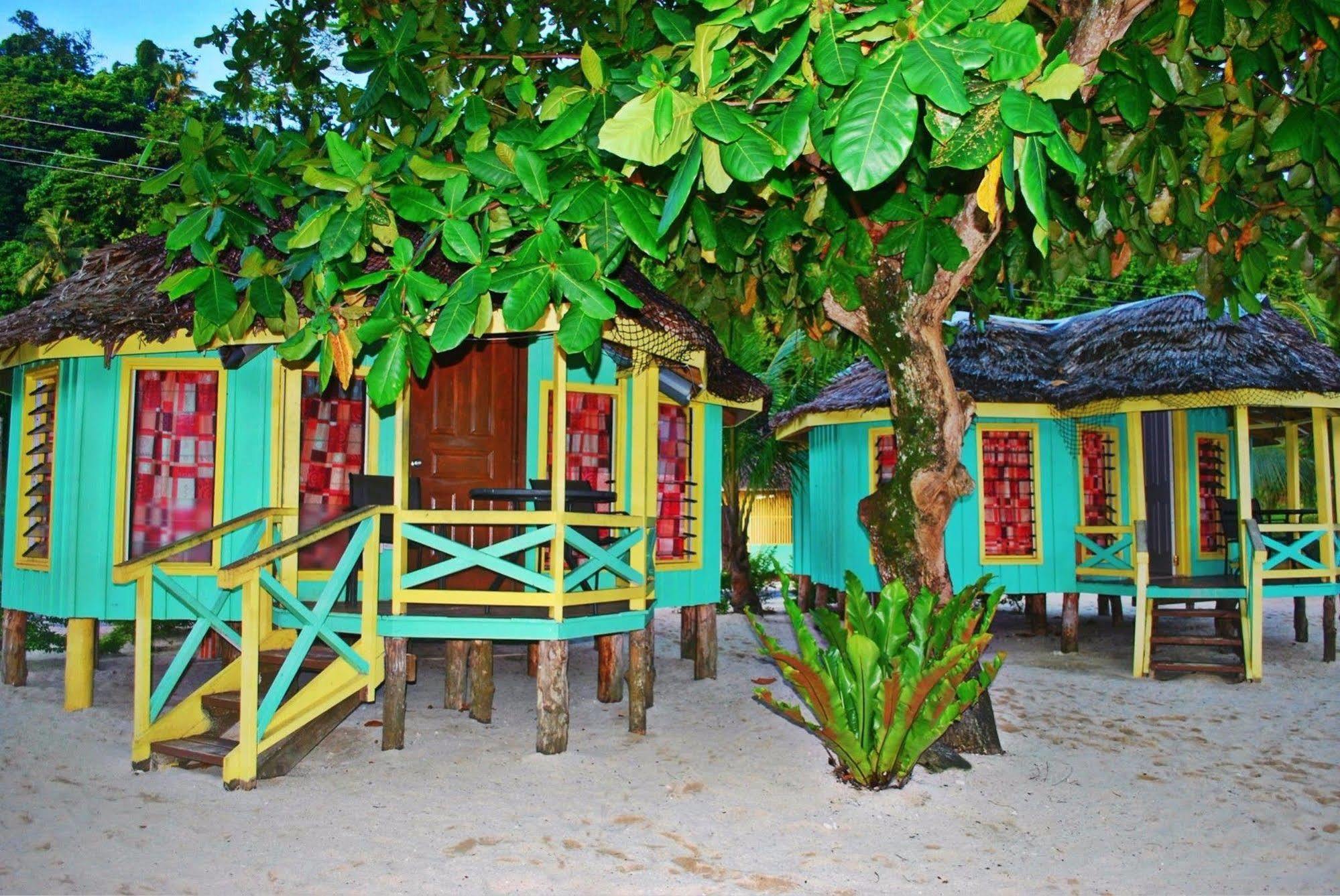 Taufua Beach Fales Lalomanu Екстер'єр фото