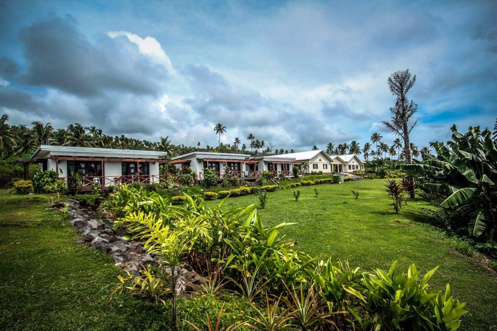 Taufua Beach Fales Lalomanu Екстер'єр фото