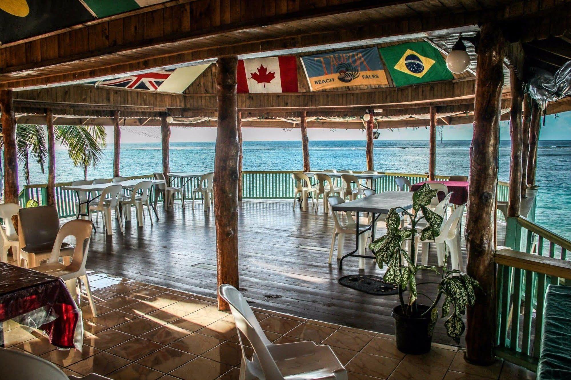 Taufua Beach Fales Lalomanu Екстер'єр фото